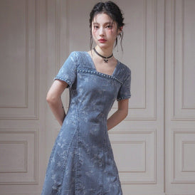 Jacquard denim dress with flowers reflecting Isatis Blue - MEIMMEIM(メイムメイム)