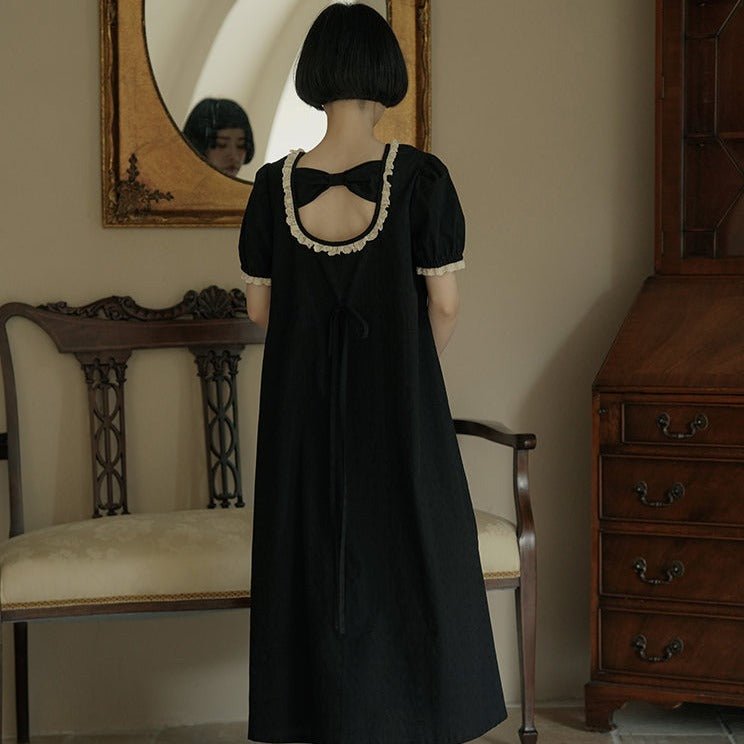 Back bow hollowed-out short-sleeved lantern-sleeved little black dress - MEIMMEIM(メイムメイム)
