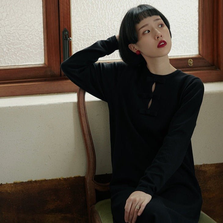 Round neck bow slit stretch knitted black dress - MEIMMEIM(メイムメイム)
